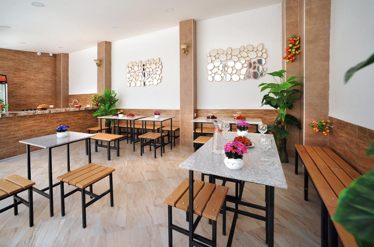 Rk City Hotel Tbilisi Esterno foto